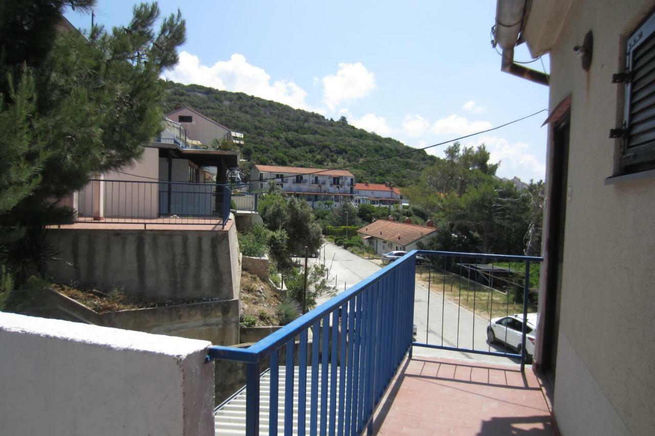 Apartman Valinor Miholascica Buitenkant foto