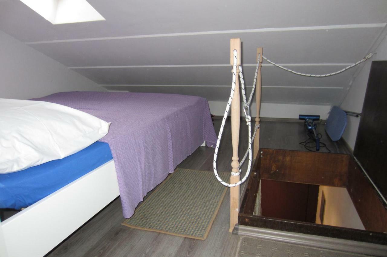 Apartman Valinor Miholascica Buitenkant foto